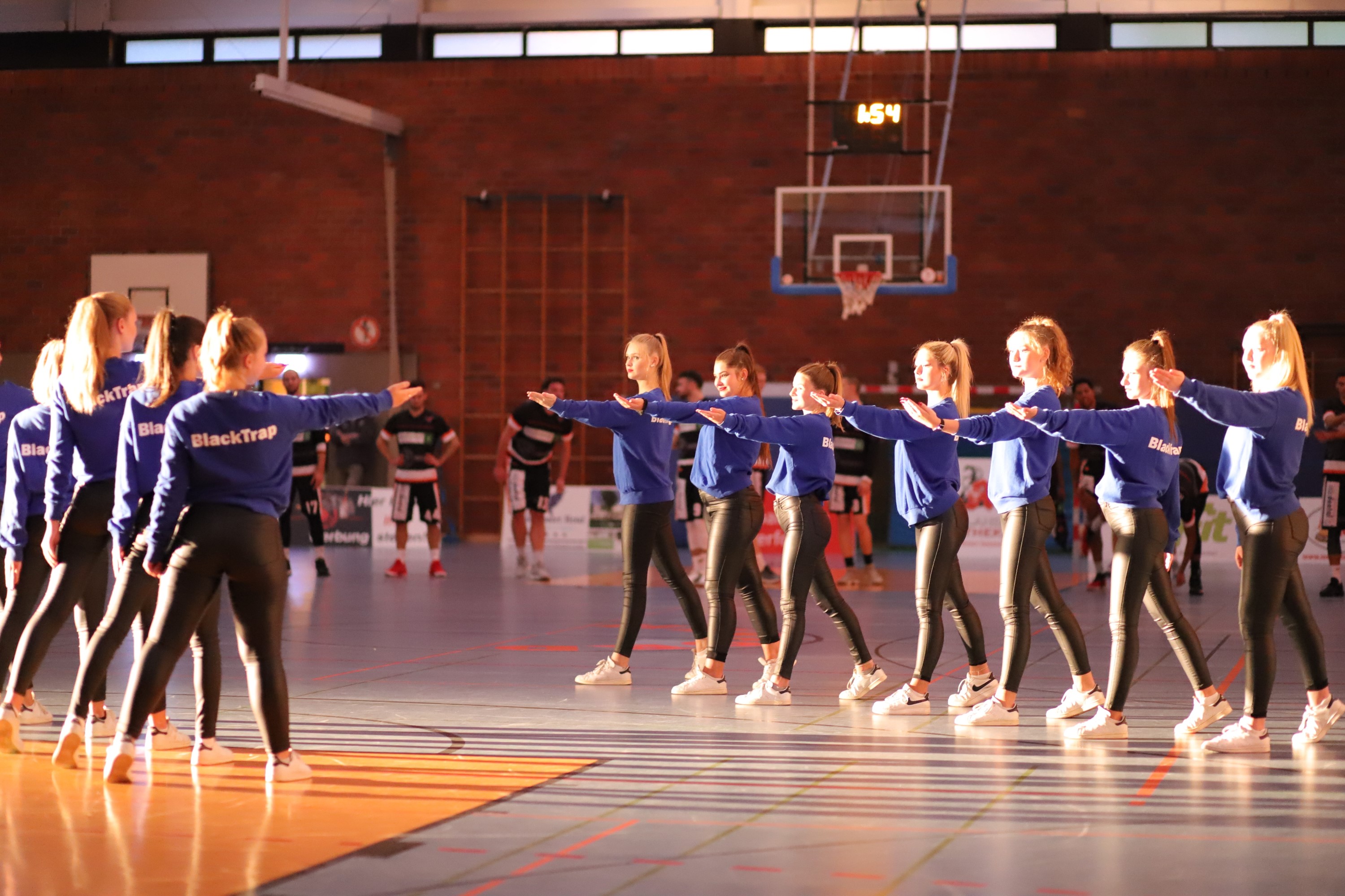 Formtest gegen Pro B Champion